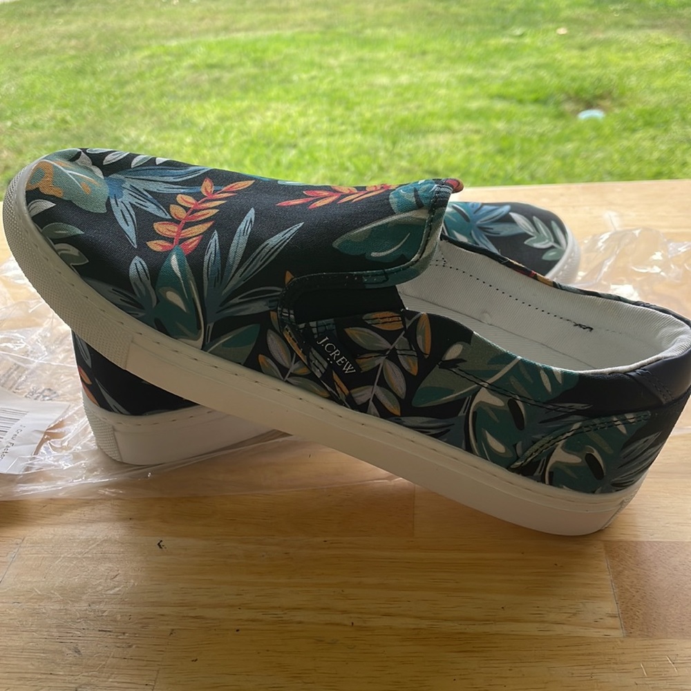 Men's J.Crew Tropical slide on size 9 shoes